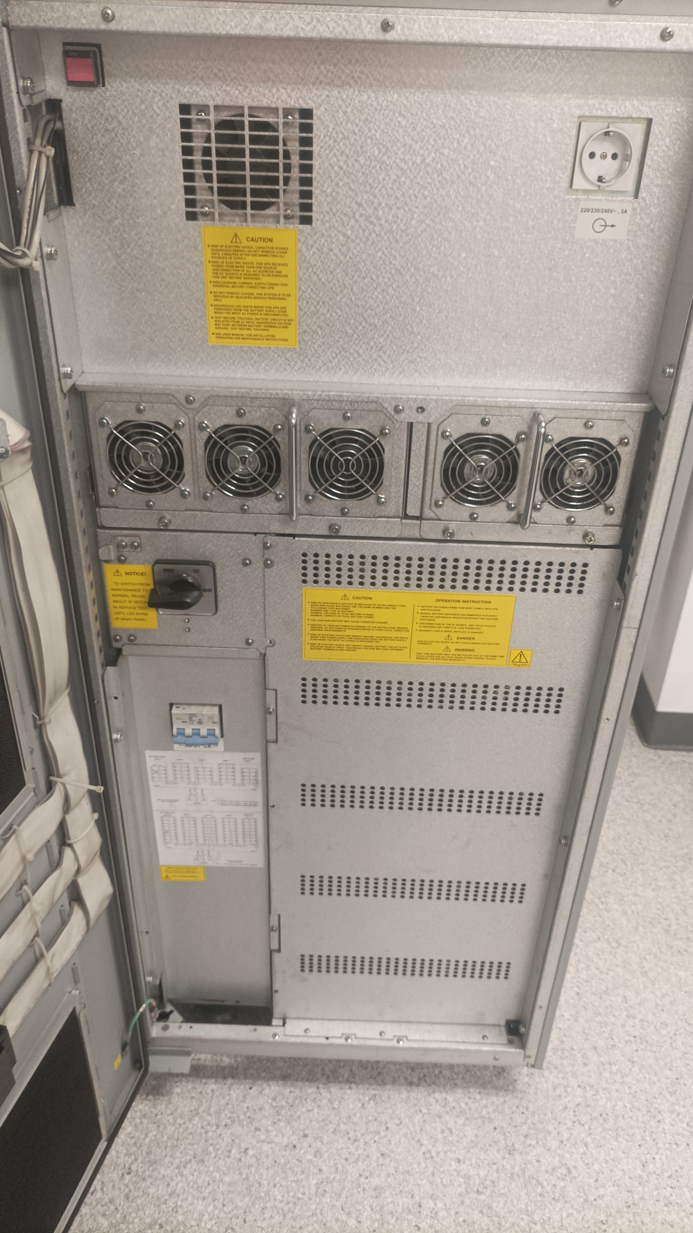 MANTENIMIENTO DE UPS DE 40KVA