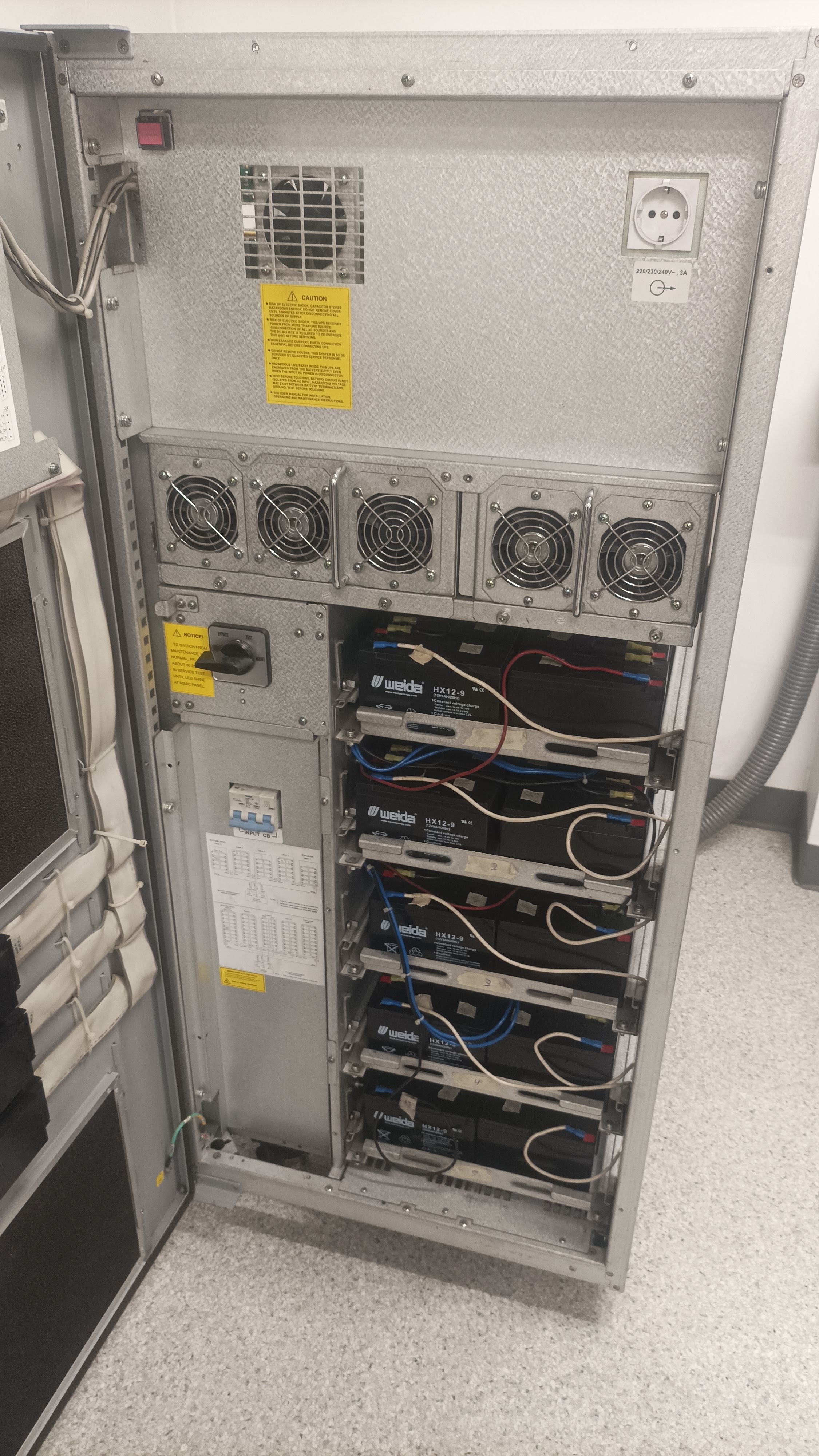 MANTENIMIENTO DE UPS DE 40KVA